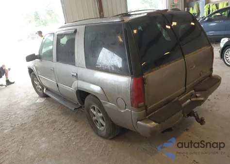 2000 Cadillac Escalade Standard from USA, damaged, VIN 1GYEK13R9YR122289